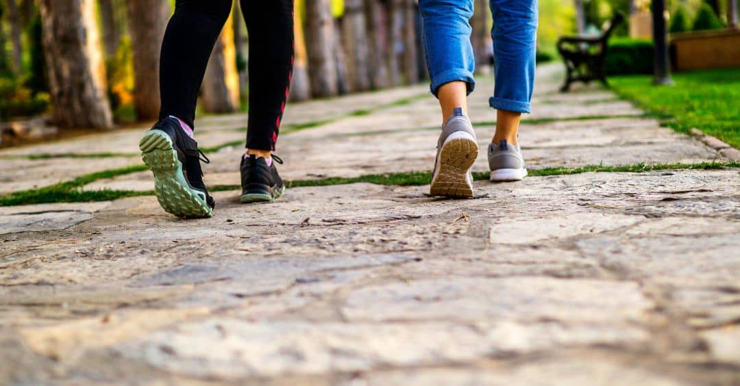 6 einfache Möglichkeiten, Ihr Home-Walking aufzupeppen